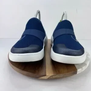 OOFOS | Shoes | Euc Oofoos 0mg Low Shoe Navy White Mens  display picture 3